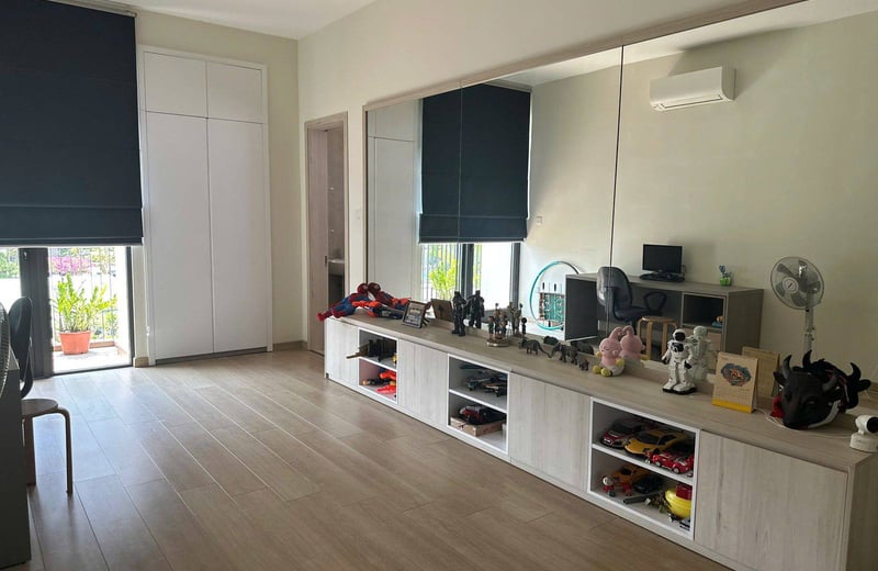 Miete einer Villa mit 4 Schlafzimmern, 200 m², Stadtteil Son Tra, Da Nang, Vietnam